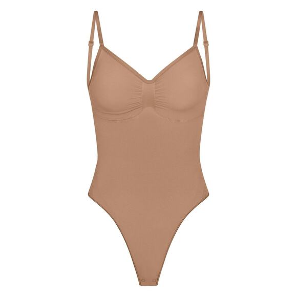 SKIMS Seamless Sculpt Low Back Thong Bodysuit - M - Sienna - Picture 1 of 6